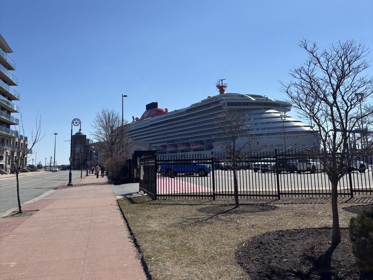 U.S. couple shocked after sunny cruise to Bermuda rerouted to chilly New Brunswick