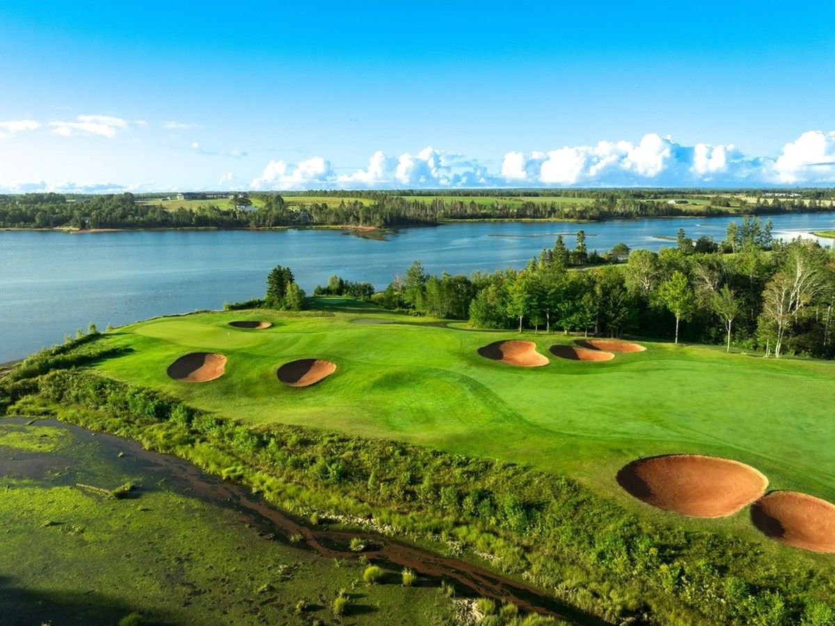 Dundarave is one of the most unique golf courses in Canada.