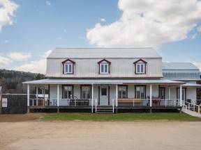 Faux Bergers serves up wildly creative cooking in a field outside a farmhouse.