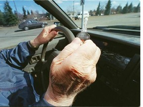 The MTO says its research has found that two little exercises can reliably predict unsafe driving behaviour for seniors.