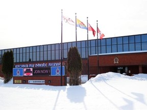 Thunder Bay police are investigating reports that members of the University of Ottawa hockey team sexually assaulted a Lakehead University student.