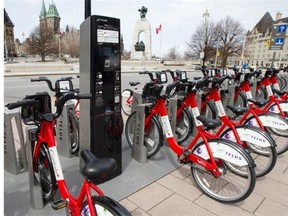 CycleHop, a Miami company, will take over the NCC’s bike-sharing program, Capital BIXI, which consists of 250 bikes at 25 stations in downtown Ottawa and Gatineau.
