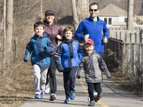 André Mollema is running his first marathon at Race Weekend. His entire family is also participating.