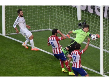 Uefa Champions League Final Real Madrid vs Atletico Madrid Cristiano Ronaldo  goal penalty 4-1!!! on Make a GIF