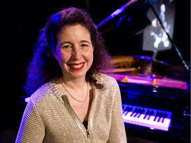 Canadian pianist Angela Hewitt celebrates the launch of her new CD at the Fourth Stage, National Arts Centre���a recording of Mozart Concertos with the NAC Orchestra at the National Arts Centre. (Pat McGrath / OTTAWA CITIZEN)