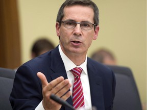 Former Ontario premier Dalton McGuinty has been interviewed by detectives about the gas plant scandal.