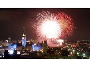 OTTAWA, ON: JULY 1, 2013 -- Canada Day fireworks on Parliament Hill in Ottawa on Monday, July 1, 2013.� (photo by Mike Carroccetto / Ottawa Citizen)�� (for CITY / WEB story) NEG# 113365