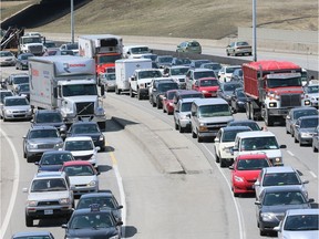 Highway 417 traffic