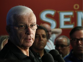 Bryan Murray meets the media.