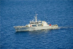 Canadian Forces Kingston-Class coastal defense vessel HMCS Nanaimo (MM 702) sails off the coast of Southern California as part of Rim of the Pacific (RIMPAC) Exercise 2014 on July 17, 2014.  

(U.S. Navy photo by Chief Mass Communication Specialist Mark C. Schultz/Released)
140717-N-FE250-469