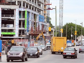 Heavy traffic on Bank Street near Lansdowne.