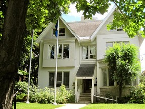 The Embassy of France, Service pour la Science et la Technologie 464 Wilbrod Street, visited by General de Gaulle in July, 1944. Credit to Phil Jenkins