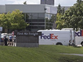 Ottawa Police/ RCMP bomb unit attended the Fedex Terminal at the Ottawa airport Aug 29th for "suspicious package". Workers where allowed to return to work after the situation was declared safe.