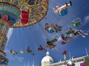 OTTAWA, ON: AUGUST 29 , 2010. It is the last day of the SuperEx for this year and the last day ever that it will be held at Lansdowne Park in Ottawa August 29, 2010....(Chris Mikula / The Ottawa Citizen)  For CITY story Assignment #101264