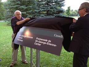 Ottawa-Orleans MP Royal Galipeau and National Capital Commission CEO Mark Kristmanson unveil the new name of the Rockcliffe Parkway.