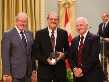 John Sydor, receives on behalf of his team, the 2014 Public Service Award of Excellence 2014 for Employee Innovation. The Public Service of Canada is proud to honour this highly dedicated scientific team for developing the world's first Wi-Fi-based cognitive radio for long-range rural applications. In partnership with the Government of India's Centre for Development of Telematics, the team has advanced telecommunications to benefit the citizens of both countries, providing an effective, low-cost solution for poor wireless reception in remote areas. The team's hard work has earned international recognition and has provided a platform for researchers around the world to develop new approaches to spectrum use in the public domain.