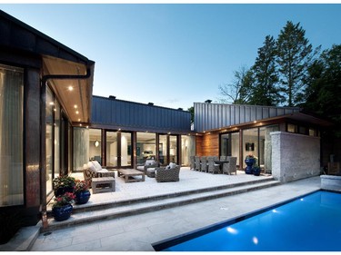 Roca Homes and architect Barry Hobin won in the category of custom urban infill, 2,401 to 3,099 square feet.