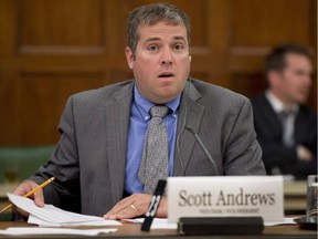 Former Liberal MP Scott Andrews will run as an Independent in the 2015 federal election