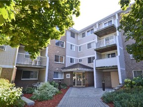 This Manor Park condo sold in four days for close to the asking price.