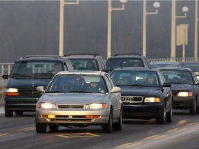 Cars travelling in the HOV (high occupancy vehicle) lane on the Champlain Bridge.