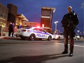 Ottawa police responded to Boxing Day shooting at the Tanger Outlets off Huntmar Rd. in Kanata (Ottawa) this afternoon, Friday, December 26, 2014. One person suffered minor injuries. Mike Carroccetto / Ottawa Citizen