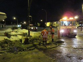 Gatineau emergency crews at the scene of a water main break Monday night.