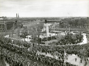 Dedication of the National War Memorial by HM George VI, May 21, 1939.