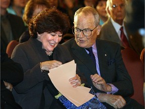 Max Yalden, former Chief Commisioner of the Canadian Human Rights Commission (right) shares a laugh with Louise Arbour, then-United Nations High Commissioner for Human Rights, at an an event in 2007.