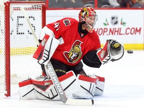 Craig Anderson of the Ottawa Senators in action against the New York Islanders in Ottawa, December 4, 2014.