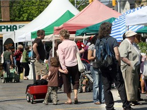 OTTAWA,May17/2008-- Opening of the first full season for the Main Farmers's Market on the grounds of Saint Paul University on Main Street. Photo By Bruno Schlumberger /CanWest NewsServices/assgt number 90047