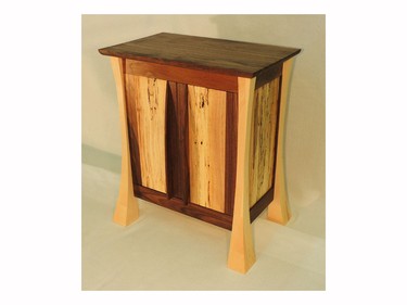 Side Table_1000x750