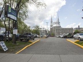 Notre Dame Basilica successfully applied for its fourth extension of a temporary parking lot in the ByWard Market.
