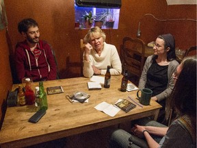 A recent Melomania meetup of saw members Ronen Shayovitz, Ruth Znotins, Katie Compton and Chrissy Steinbock meet at The Daily Grind cafe to discuss music and share CD mixes.