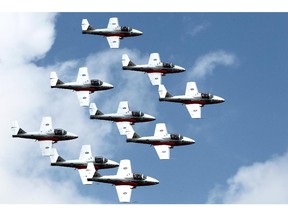 Snowbirds will fly in formation and perform manouvres over Gatineau Airport as part of a Vintage Wings of Canada event.