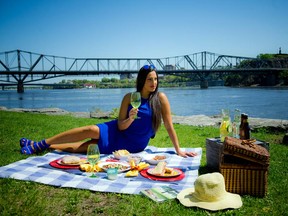 Whether big or small, social or romantic, picnics are the ultimate getaway on a summer’s day. MJ Naim Brown toasts the season in style on the grounds of the Canadian Museum of History.