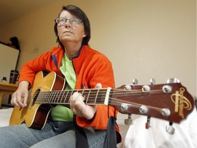 Cheryl Davis, 51, was diagnosed with breast cancer in 2011. At the time, she was single, living in a rented room, making ends meet as a guitar instructor. Then came the visit to ER, the biopsy, the chemo, the surgery, the post-surgery medications and complications.