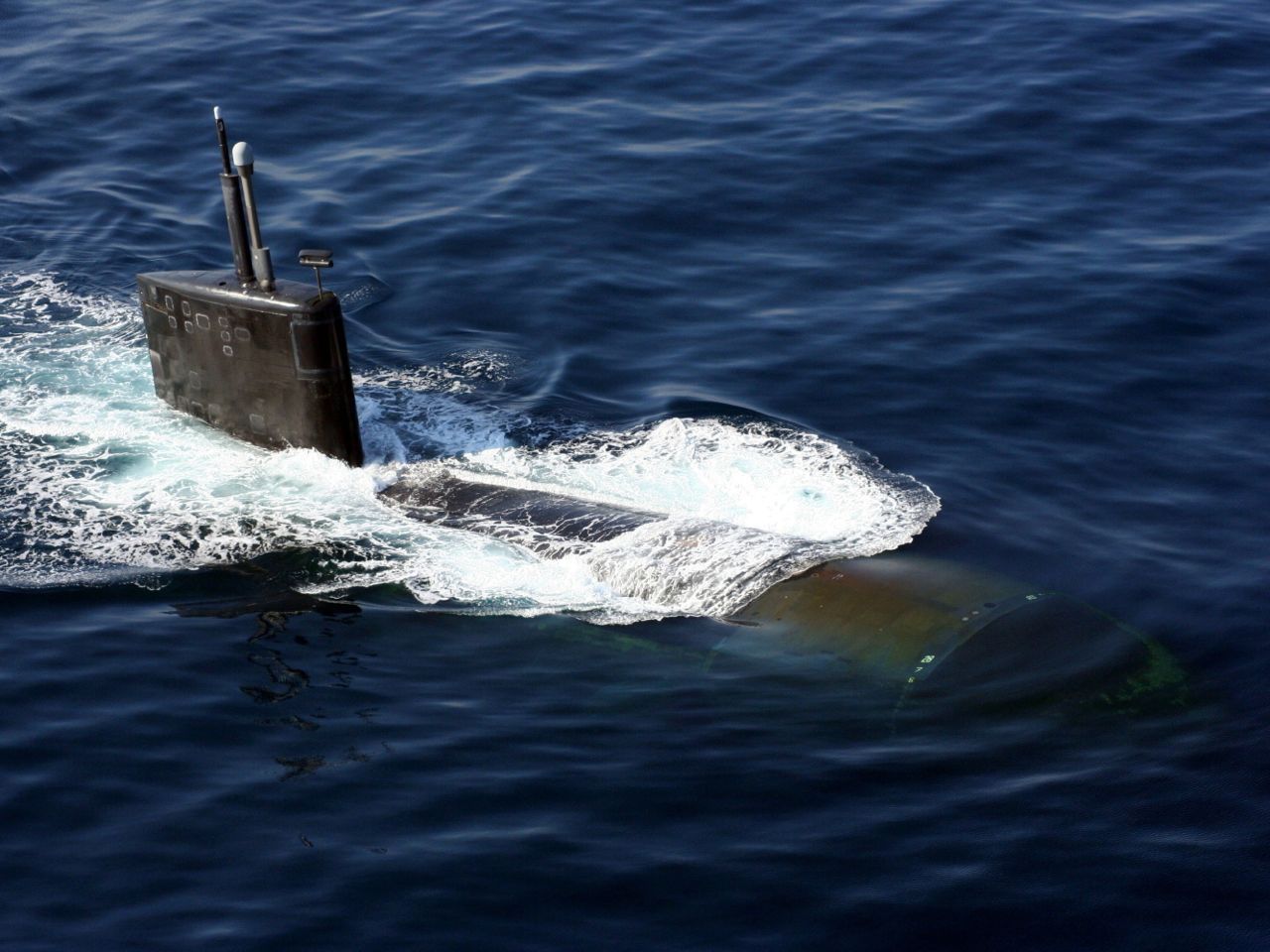 Nuclear sub on its way to the scrapyard | Ottawa Citizen