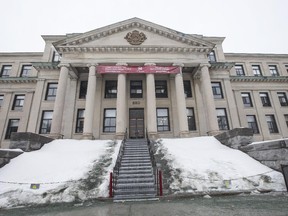 University of Ottawa,