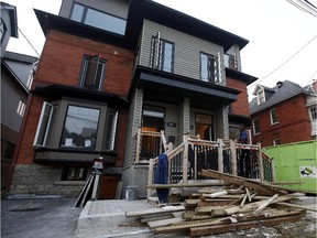 After a wait of about a week, students were finally moving into townhomes at Fourth Avenue and Bank Street on Monday, Sept. 7, 2015.