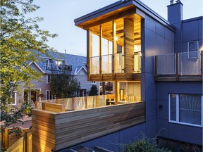 Last year’s People’s Choice winner was this stunning two-storey deck by architect Christopher Simmonds and RND Construction.