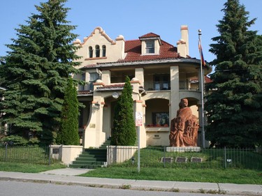 The Embassy of the Republic of Armenia is housed in a Spanish Colonial Revival-style mansion built in 1908. Architect W.E. Noffke remodeled the home in 1922 and stuccoed the exterior. It has been home to two other embassies: Uruguay and Hungary. In 1995, prominent Armenian-American businessman Sarkis Acopian bought and donated the home to the Republic of Armenia in memory of his parents. Renovations were done in 2005 and in 2008 the building received heritage designation from the city. Tour decorators: Artistic Landscape Design.