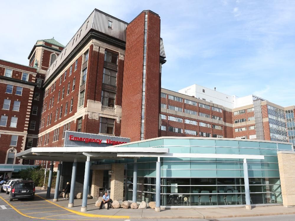 Hospital apologizes for telling ER patient to lie down on the floor ...