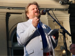Timothy Vernon, on a happier day, as the new artistic director of Opera Lyra Ottawa, addressing the crowd at the 20th Annual Garden Party in support of Ottawa's professional opera company.