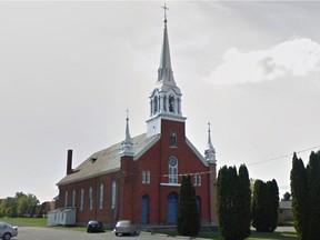 Google street view image of l'Eglise de Saint-Joachim in the town of Chutes a Blondeau, Ont.,