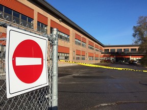 The West Quebec School Board has closed 11 schools, a career centre and an adult education centre “for safety reasons”, this is the scene at Pierre Elliott Trudeau School in Gatineau in the morning of November 3, (Darren Brown/Ottawa Citizen)