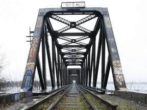 The Prince of Wales Bridge spans the Ottawa River.