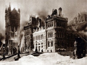 The 1916 Parliament Hill fire that consumed the original Centre Block of the national legislature .