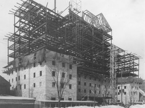 Lord Elgin Hotel construction photo