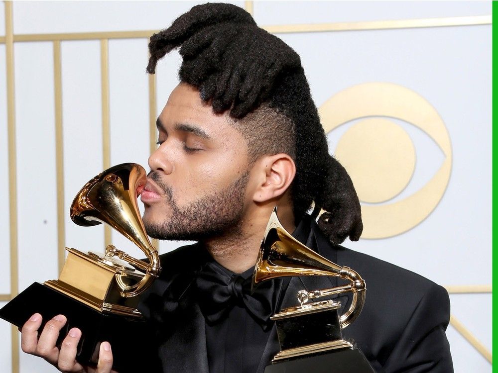 Abel Tesfaye, aka The Weeknd recived an award at Canada's Walk of fame