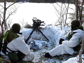 Master Corporal Chris Brown (left) and Private Kyle Shantz (right) both from 3rd Battalion, the Royal Canadian Regiment (3 RCR), wait for enemy action with a C-16 automatic grenade launcher during Exercise COLD RESPONSE in Namsos, Norway on March 3, 2016.

Photo: MCpl Maggie Gosse, Garrison Imaging Petawawa
PA04-2016-0046-140
~
Le caporal chef Chris Brown (à gauche) et le soldat Kyle Shantz (à droite), tous les deux membres du 3e Bataillon du Royal Canadian Regiment (3 RCR), attendent une action de la part de l’ennemi, armés d’un lance grenades automatique C-16, au cours de l’exercice COLD RESPONSE, à Namsos, en Norvège, le 3 mars 2016.

Photo : Cplc Maggie Gosse, Services d’imagerie de la garnison Petawawa
PA04-2016-0046-140